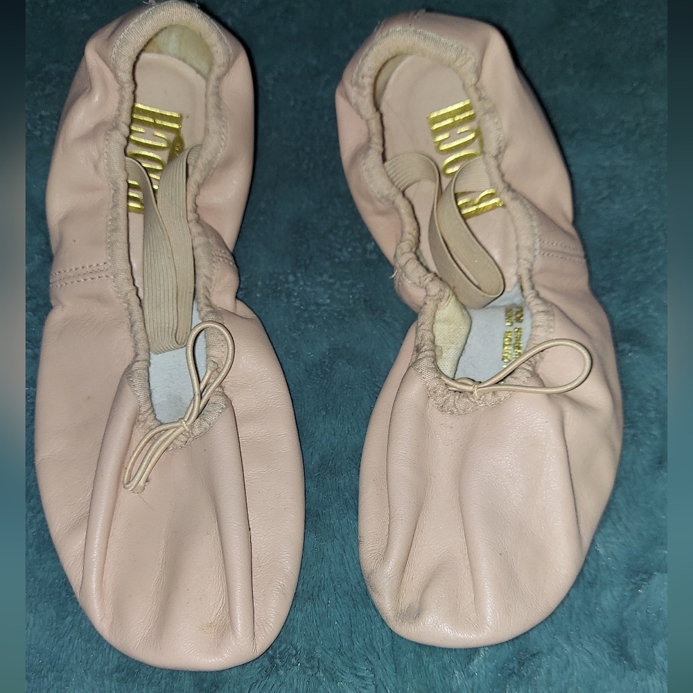 Bloch Character Shoes